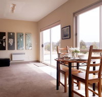 Couples Retreat with Mountain View Near Hobart