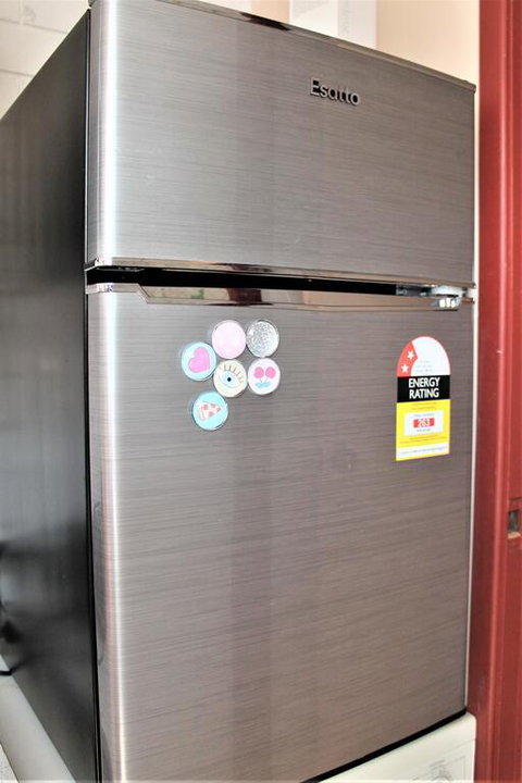 Cozy And Cute Comfort Stay Close To University (Female Only) - Accommodation Rockhampton 3