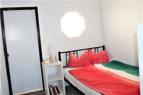 Cozy And Cute Comfort Stay Close To University (Female Only) - Accommodation Rockhampton 1