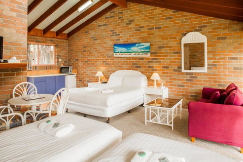 Crescent Head Resort & Conference Centre - Accommodation Rockhampton 1