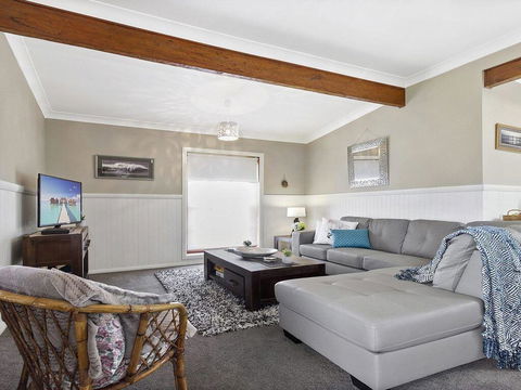 Cudgee - Quaint Cottage With Separate Cabin - Accommodation Rockhampton 1