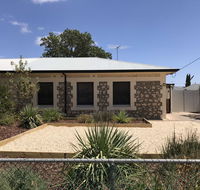 Cute and Cosy II - Events Workers Getaways. - Accommodation Rockhampton
