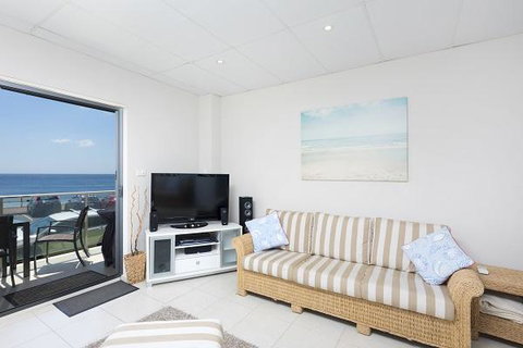 Debra Court Unit 1 - Accommodation Rockhampton 2