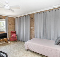 Deering 106 ULLADULLA - Accommodation Rockhampton