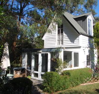 Devon Cottage - Accommodation Rockhampton