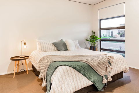 Diamante - Accommodation Rockhampton 3