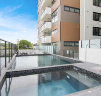 Direct Hotels - The Rhythm on Beach - Accommodation Rockhampton