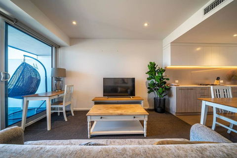 Divinity On Morphett - In The Heart Of The CBD - Free Wifi - Nespresso - Accommodation Rockhampton 3