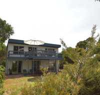 Dolphin Dreaming - 16 Dolphin Avenue - Accommodation Rockhampton