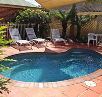 Dolphin Shores - Accommodation Rockhampton