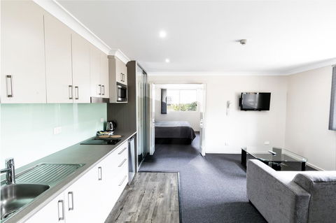 Dolphin Shores - Accommodation Rockhampton 3