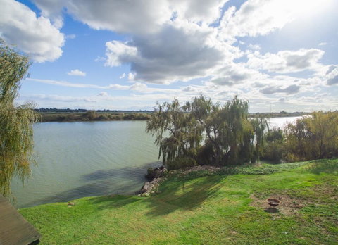 Doreen's - Accommodation Rockhampton 1