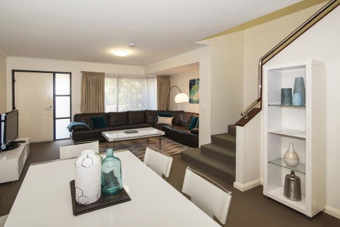 Downtown Apartments - Accommodation Rockhampton 2
