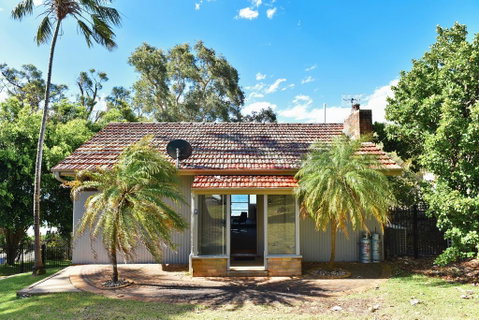 Dutchies Lodge - Accommodation Rockhampton 0