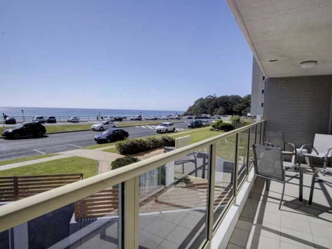 Ebbtide, Unit 04, 2-6 North Street - Accommodation Rockhampton 1