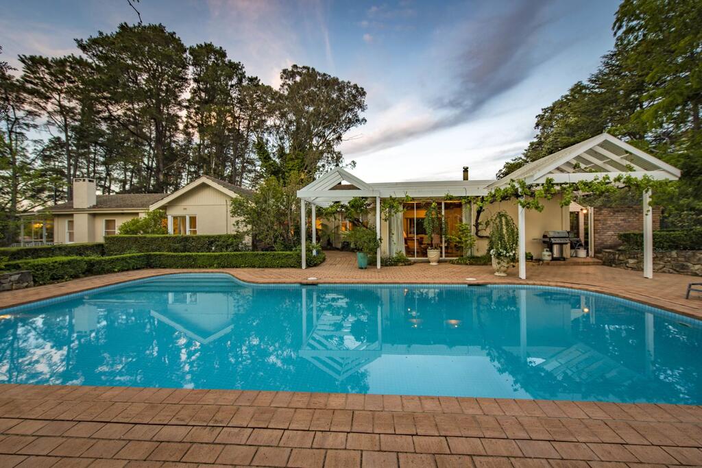 Red Hill ACT Accommodation Rockhampton