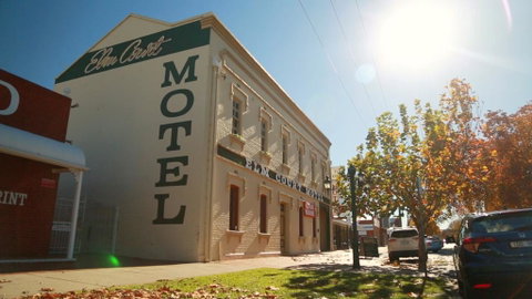 Elm Court Motel - Accommodation Rockhampton 0