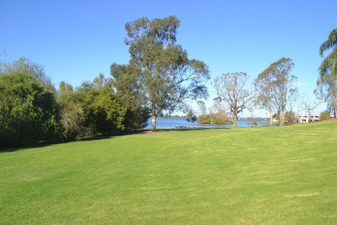 ELSINOR Townhouse 10 Mulwala - Accommodation Rockhampton 2