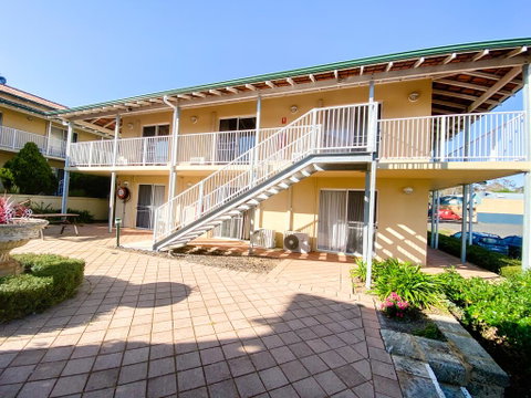 EM Apartment - Accommodation Rockhampton 3