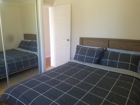 Escape On Excellence - Accommodation Rockhampton 2