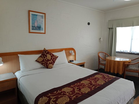 Espana Motel - Accommodation Rockhampton 1