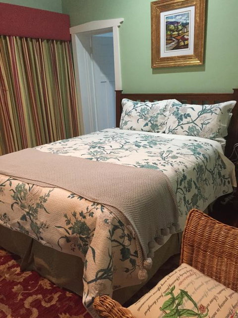 Exley House B&B - Accommodation Rockhampton 3