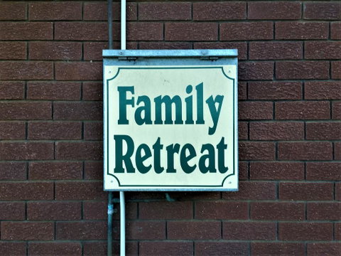 Family Retreat - Accommodation Rockhampton 1