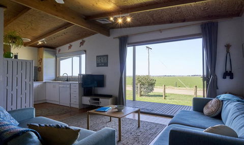 Far View - Accommodation Rockhampton 0
