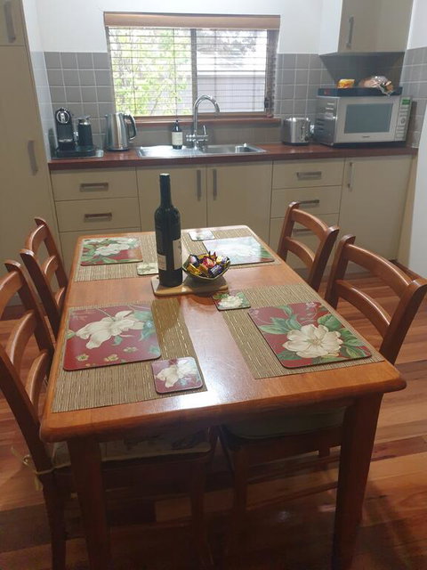 Farm Stay Studio - Accommodation Rockhampton 3