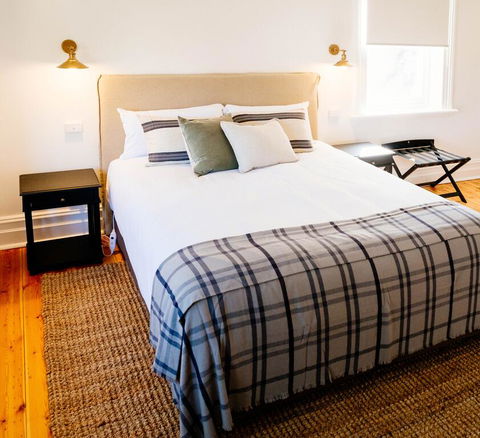 Flash Jacks Of Gundagai - Accommodation Rockhampton 2
