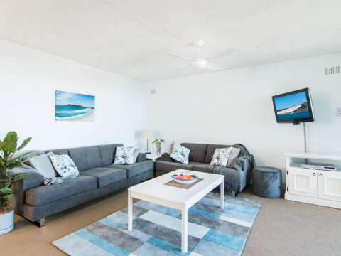 Forster Towers 51 - Accommodation Rockhampton 0
