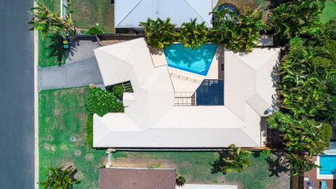 Frangipani Hideaway - Accommodation Rockhampton 3