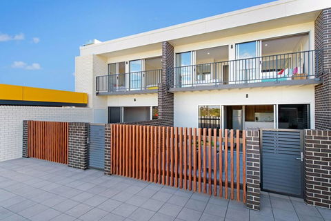 G149 - Apt 2 - Accommodation Rockhampton 1