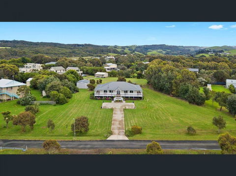 GALBRAITH BEACH STUDIO 1 - Accommodation Rockhampton 1