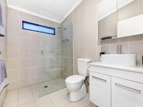 George Bass Motor Inn - Accommodation Rockhampton 1