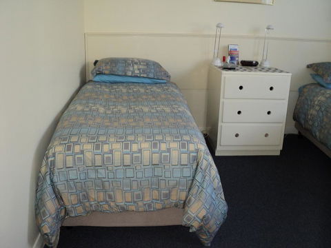 Glenelg Sea-Breeze - Accommodation Rockhampton 1