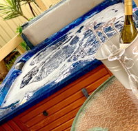 Glenway House Spa Oasis Rockingham - Accommodation Rockhampton