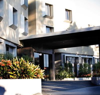 Golden Pebble Hotel - Accommodation Rockhampton