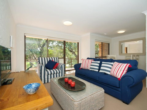 Gowrie Ave, Bay Parklands, Unit 35, 2, Nicholli - Accommodation Rockhampton 0