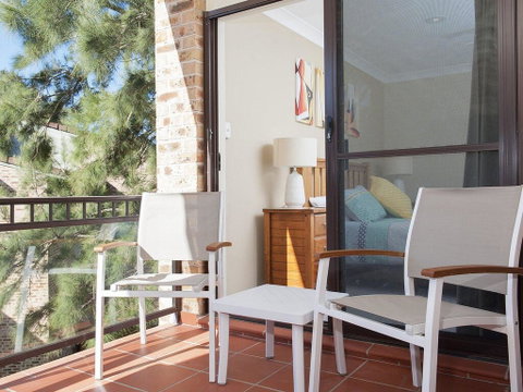 Gowrie Ave, Bay Parklands, Unit 49, 2, Grevillia - Accommodation Rockhampton 2
