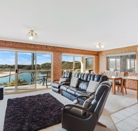 Grand Pacific 2 Unit 2 - Accommodation Rockhampton