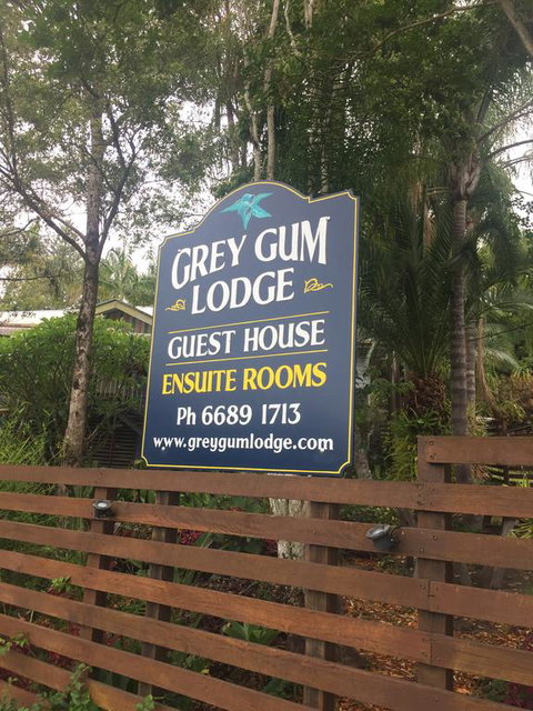 Grey Gum Lodge - Accommodation Rockhampton 1