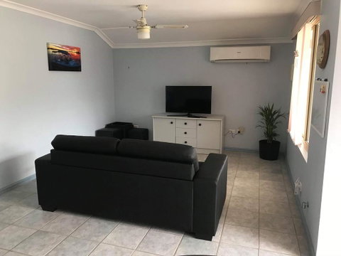 Guesthouse On Dolphin - Accommodation Rockhampton 2