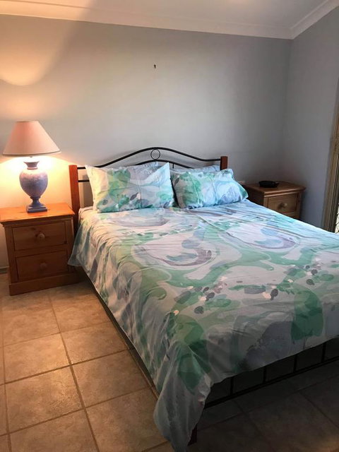 Guesthouse On Dolphin - Accommodation Rockhampton 3