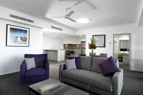 H On Mitchell Apartment Hotel - Accommodation Rockhampton 3