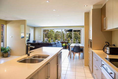 HARBOUR LIGHTS - Ulladulla - Accommodation Rockhampton 3