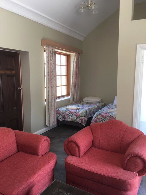 Hatchers Richmond Manor - Accommodation Rockhampton 3