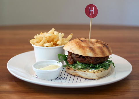 Healesville Hotel - Accommodation Rockhampton 1