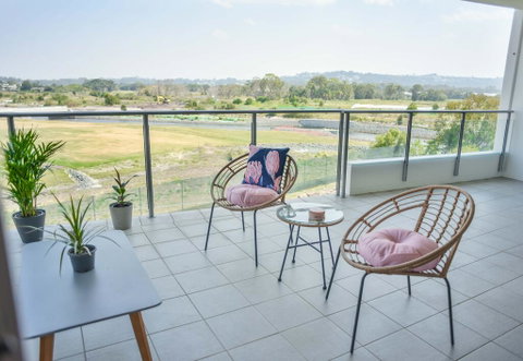 Heart Of The Sunny Coast - 2 Resort Pools, Gym NOW OPEN! Walk To Sunshine Plaza - Accommodation Rockhampton 0