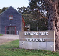 Herons Rise Vineyard Accommodation - Accommodation Rockhampton